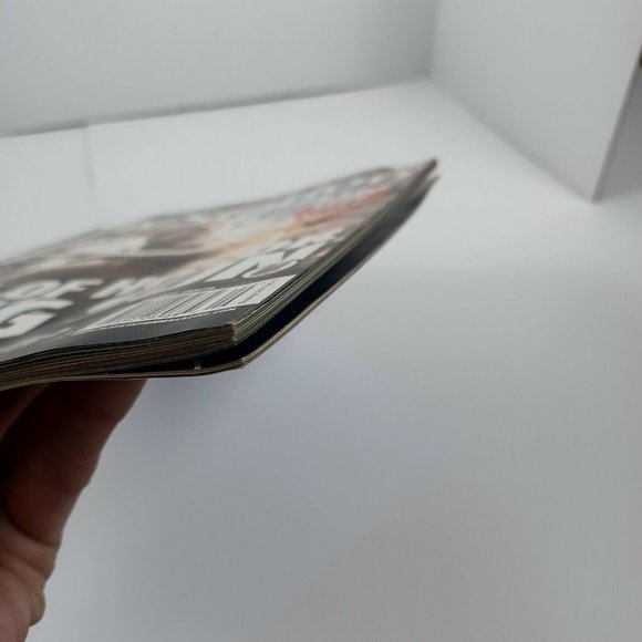 PlayStation Magazine Metal Of Honor 03' Issue 72 INCLUDES DEMO DISC *MINOR WEAR - Picture 8 of 14